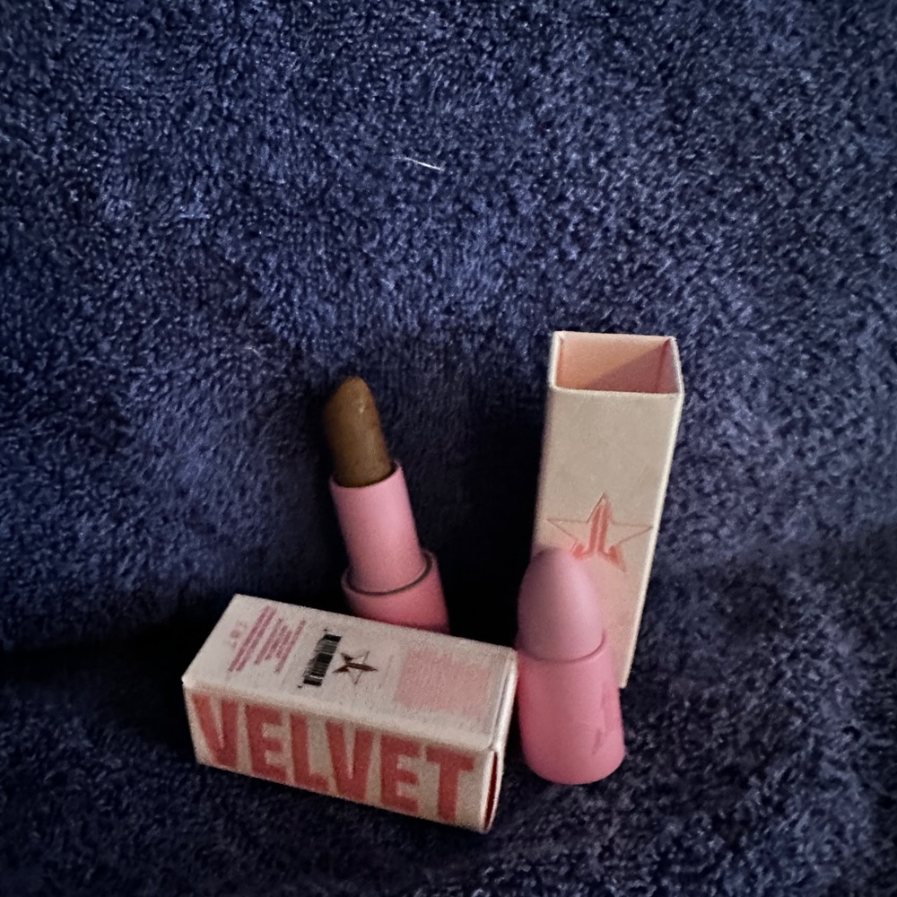 Jeffree Star Velvet Trap Lipstick Chocolate Fondue 3.3g 0.12oz - Picture 8 of 10